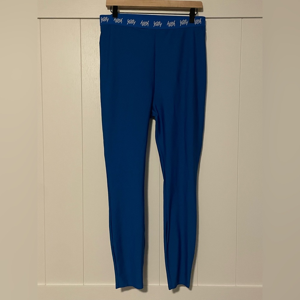 YITTY Vibrant Blue Activewear Leggings